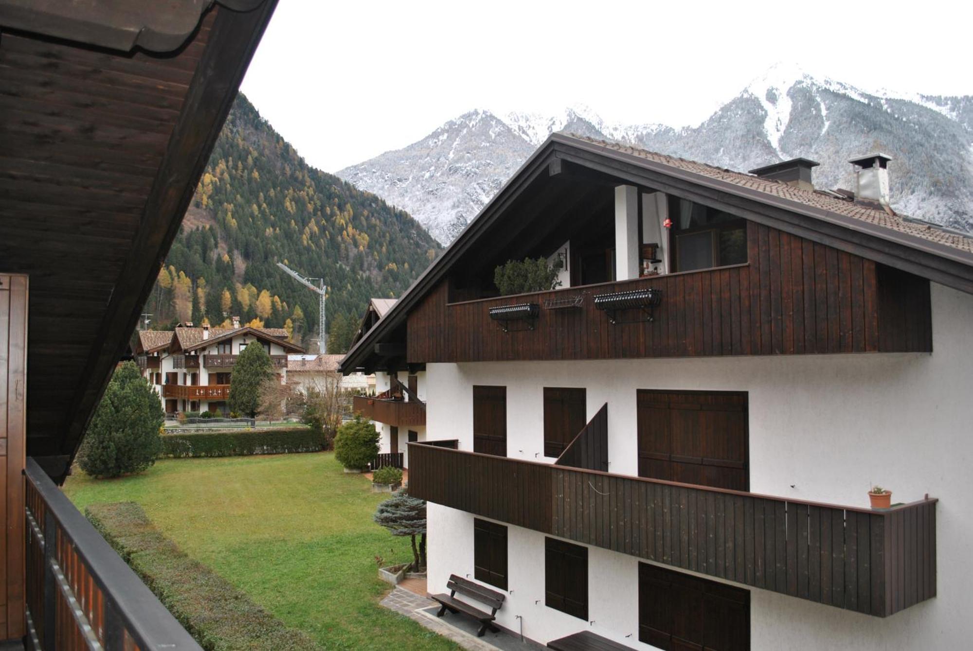 La Pineta - Appartamenti In Villetta Pinzolo Dış mekan fotoğraf